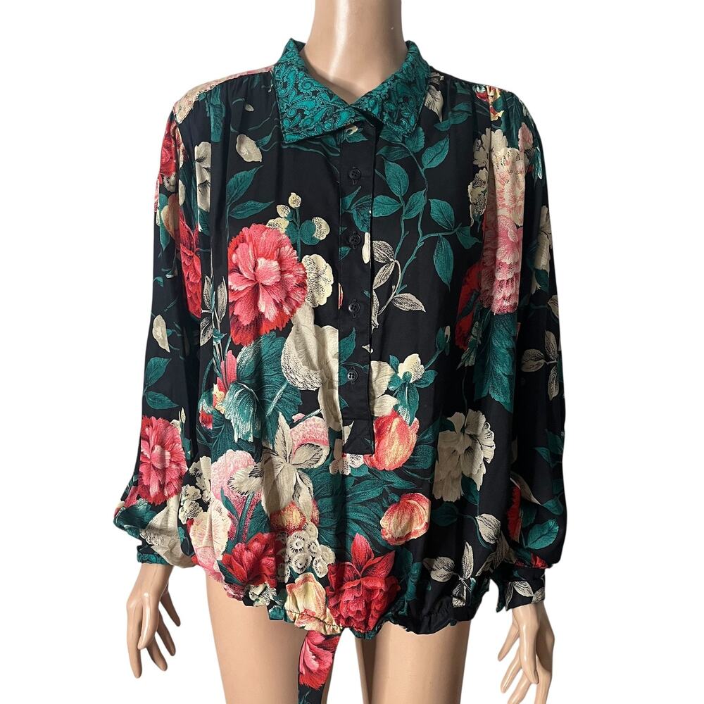 Carole Little for Saint-Tropez West Blouse Womens 10 Black Floral Print Button
